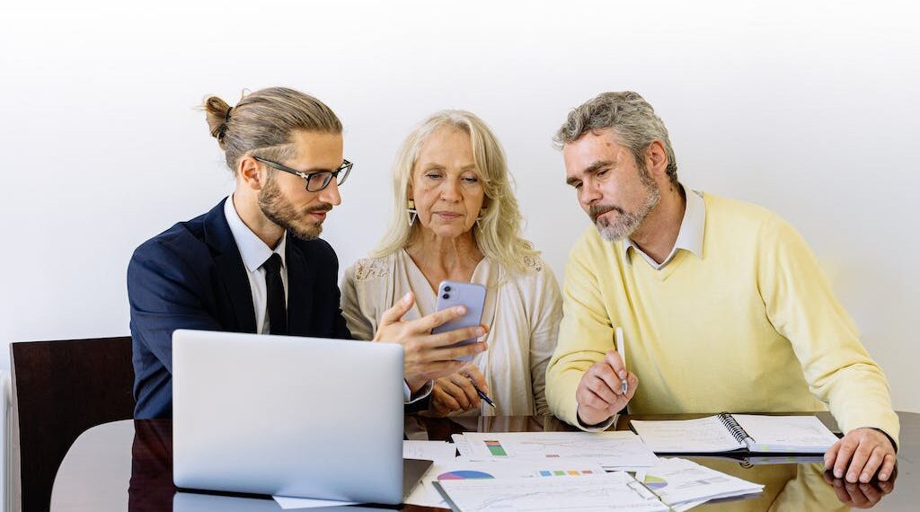 Advantages of Small Business Loans